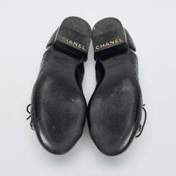 مملوكة مسبقًا حذاء أوكسفورد شانيل جلد وبرنيق أسود بشعار الماركة سي سي ومقدمة مغلقة جلدية مقاس 36