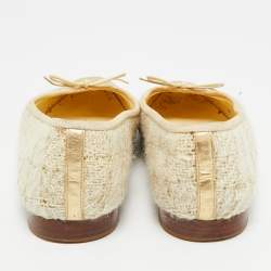 Pre Owned Chanel Gold/Cream  Leather and Tweed CC Ballet Flats Size 38.5