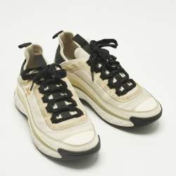 Pre Owned Chanel Grey/White Fabric and Leather CC Lace Up Sneakers Size 36.5