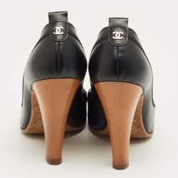Pre Owned Chanel Black Leather Round Toe Pumps Size 37.5