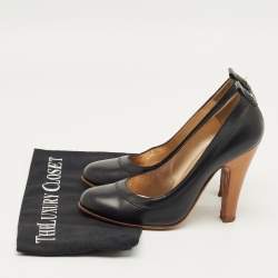 Pre Owned Chanel Black Leather Round Toe Pumps Size 37.5