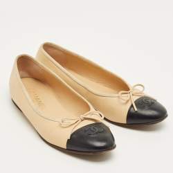 Pre Owned Chanel Beige/Black Leather CC Ballet Flats Size 38.5