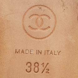 Pre Owned Chanel Black Quilted Leather CC Cap Toe Pumps Size 38.5