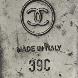 Pre Owned Chanel Two Tone Leopard Print Leather CC Thong Flat Sandals Size 39