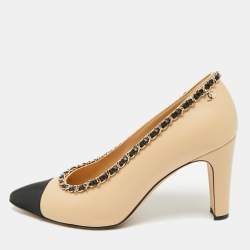 Pre Owned Chanel Beige/Black Leather and Canvas CC Cap Toe Pumps Size 39