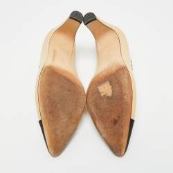 Pre Owned Chanel Beige/Black Leather and Canvas CC Cap Toe Pumps Size 39