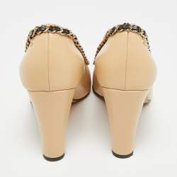 Pre Owned Chanel Beige/Black Leather and Canvas CC Cap Toe Pumps Size 39