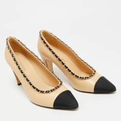 Pre Owned Chanel Beige/Black Leather and Canvas CC Cap Toe Pumps Size 39