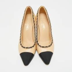 Pre Owned Chanel Beige/Black Leather and Canvas CC Cap Toe Pumps Size 39