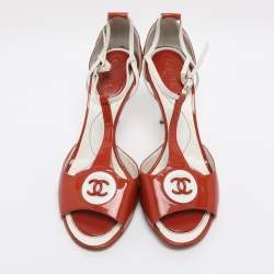 Pre Owned Chanel Brick Red/White Patent and Leather CC Ankle Strap Sandals Size 40