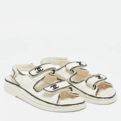 Pre Owned Chanel White Straw Dad Flat Sandals Size 38.5