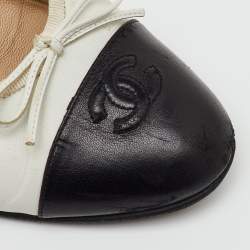 Pre Owned Chanel White/Black Leather CC Cap Toe Bow Ballet Flats Size 40