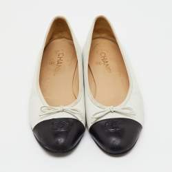 Pre Owned Chanel White/Black Leather CC Cap Toe Bow Ballet Flats Size 40