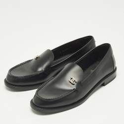 Pre Owned Chanel Black Leather CC Logo Slip On Loafers Size 38