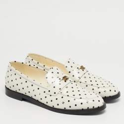 Pre Owned Chanel Black/White Leather CC Slip On Loafers Size 40