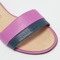 Pre Owned Chanel Purple/Navy Blue Leather CC Flat Slides Size 37.5