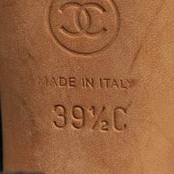 Pre Owned Chanel Black Patent Leather CC Pearl Heel Pumps Size 39.5