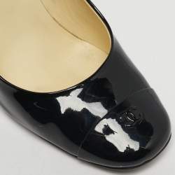 Pre Owned Chanel Black Patent Leather CC Pearl Heel Pumps Size 39.5