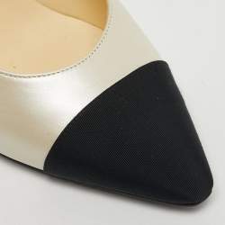 Pre Owned Chanel CC Size 41 Beige/Black Canvas and Leather Cap Toe Pumps