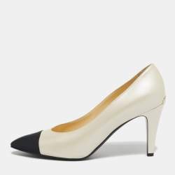 Pre Owned Chanel CC Size 41 Beige/Black Canvas and Leather Cap Toe Pumps