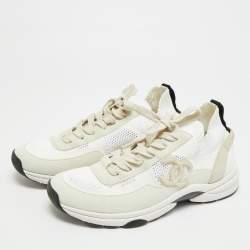 Pre Owned حذاء رياضي شانيل سي سي قماش محبوك أبيض/أسود مقاس 39.5