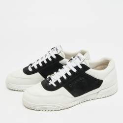 مملوكة مسبقًا Chanel Size 39.5 White/Black Leather and Suede Lace Up Sneakers