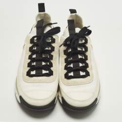 مملوكة مسبقًا Chanel CC Size 40 White Fabric and Suede Lace Up Sneakers