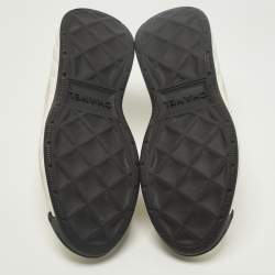 مملوكة مسبقًا Chanel CC Size 40 White Fabric and Suede Lace Up Sneakers