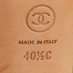 مملوكة مسبقًا صندل شانيل سيلينغبك مفتوح من الجلد المبطّن أسود بشعار الماركة سي سي مقاس 40.5