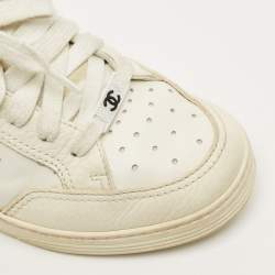 مملوكة مسبقًا Chanel CC Size 37.5 White Perforated Leather Low Top Sneakers