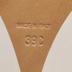 مملوكة مسبقًا Chanel Logo Embellished Size 39 White Patent Leather Loafers