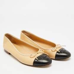 Pre Owned حذاء فلات باليه شانيل فيونكة سيات سي تو كاب جلد أسود مقاس 39