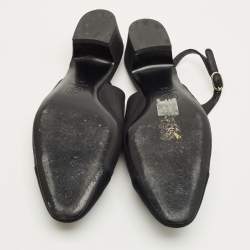 Pre Owned حذاء كعب عالٍ شانيل غطاء مقدمة CC قماش وأسود جلد وحزام خلفي مقاس 41