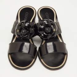 مملوكة مسبقًا Chanel Size 40 Black Leather CC Camellia Block Heel Slide Sandals