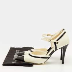 مملوكة مسبقًا حذاء كعب عالي شانيل جلد وبراءات أبيض/أسود مقدمة مدببة حزام عند الكاحل مقاس 40