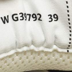 مملوكة مسبقًا حذاء رياضي شانيل جلد وجلد مقلوب متعدد الألوان شعار CC رباط علوي مقاس 36