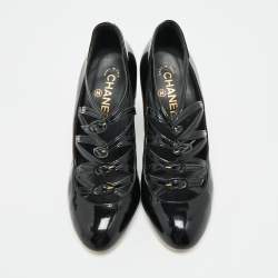 Pre Owned حذاء كعب عالي شانيل كعب قفصي سترابي جلد لامع أسود مقاس 39.5 