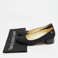 Pre Owned حذاء كعب عالي شانيل أسود قماش CC غطاء مقدمة كعب بلوك مقاس 40