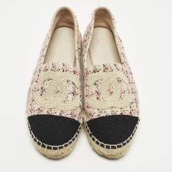 مملوكة مسبقًا حذاء إسبادريل فلات شانيل قماش وتويد متعدد الألوان بمقدمة مقوسة بشعار CC مقاس 36