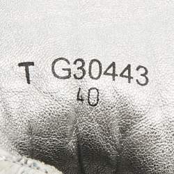 مملوكة مسبقًا حذاء بوت رياضي شانيل طويل الركبة جلد زهري / فضي وتويد مقاس 40