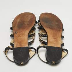 مملوكة مسبقًا Chanel Size 38.5 Black Leather CC Chain Link Ankle Strap Sandals