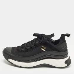 مملوكة مسبقًا Chanel CC Size 37.5 Black Fabric and Leather Lace Up Sneakers
