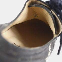 Pre Owned حذاء رياضي شانيل أسود قماش مقاس 36