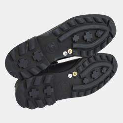 Pre Owned حذاء رياضي شانيل أسود قماش مقاس 36