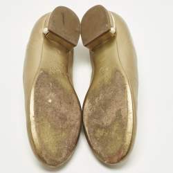 مملوكة مسبقًا حذاء باليرينا فلات شانيل CC جلد ذهبي مقاس 40.5
