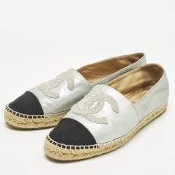Pre Owned Chanel CC Size 40 Silver/Black Canvas and Leather Cap Toe Espadrille Flats