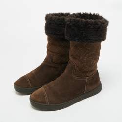 Pre Owned حذاء بوت منتصف ساق شانيل سويدي مبطن بني مقاس 40.5