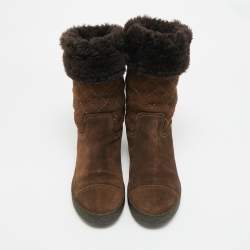 Pre Owned حذاء بوت منتصف ساق شانيل سويدي مبطن بني مقاس 40.5