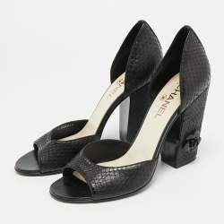 مملوكة مسبقًا Chanel CC Camellia Size 39.5 Black Snakeskin Leather Flower Embellished D'orsay Block Heel Pumps