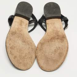 مملوكة مسبقًا صندل شانيل سيور كامليا زرقاء سويدي مقاس 39